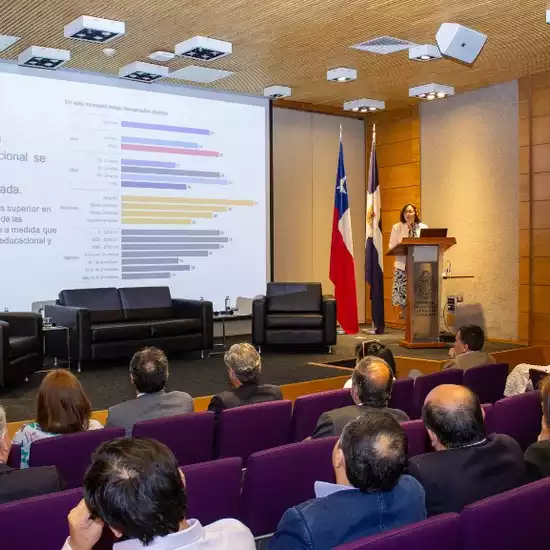 Presidenta Solange Berstein presentó los resultados de la 2ª Encuesta de Medición de Capacidades Financieras en América Latina: Chile 2023